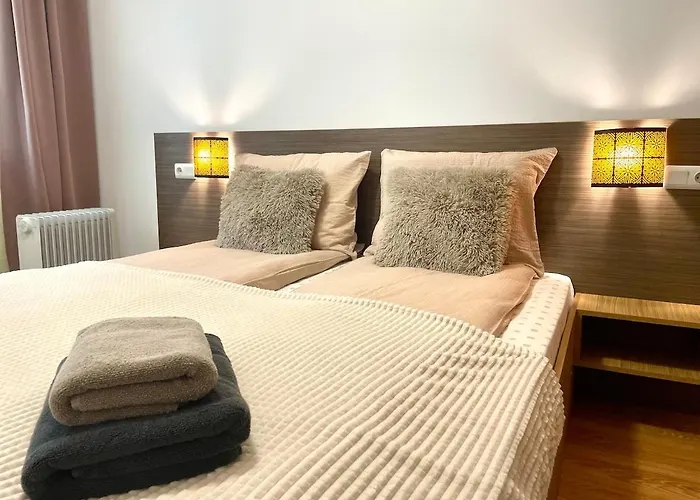 Steps From Gondola Private Underground Parking By Si Bansko