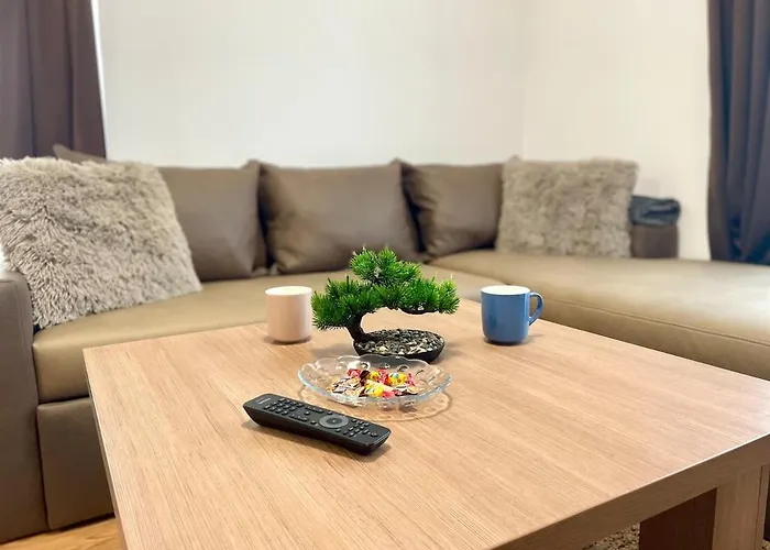 Steps From Gondola Private Underground Parking By Si * 班斯科